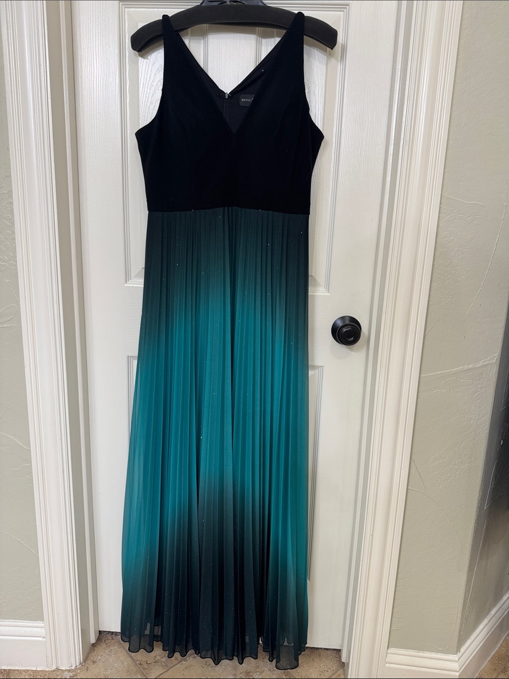 Betsy & Adam Black to Teal Ombre Pleated Maxi Dress